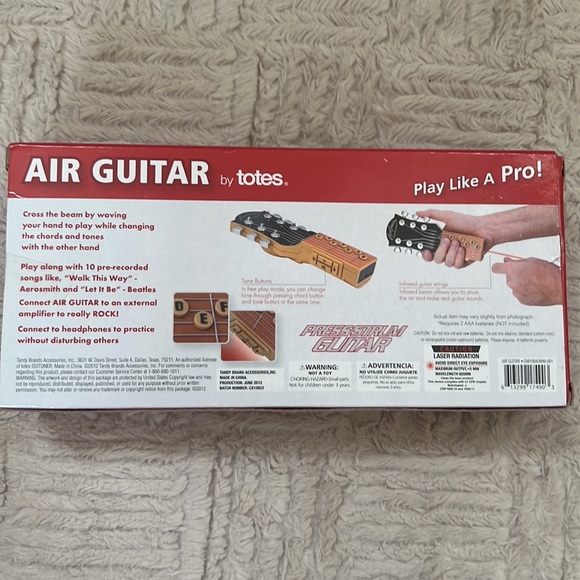 Air Guitar by Totes - With Lights Infrared Guitar String lights up when played - Picture 11 of 16